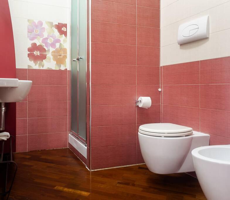 City Suite - Appartamento Spazioso Nel Centro Di Bari Bagian luar foto